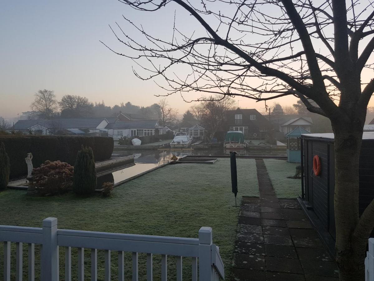 The Willows Wroxham Kültér fotó